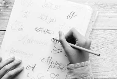 9场不败+扭亏为盈！曼联复苏启幕？还是仍走在钢丝上？